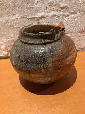 Vase 9 by Peter Rushforth