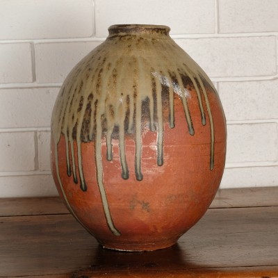 Vase 4 by Peter Rushforth