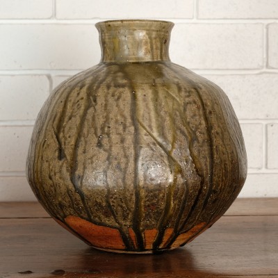 Vase 5 by Peter Rushforth