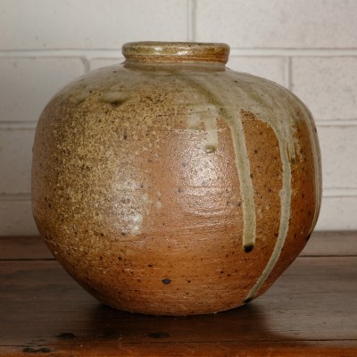 Vase 6 by Peter Rushforth